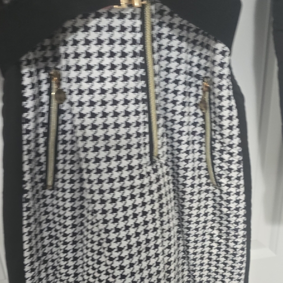 Stylish Elegant Black and White Houndstooth Snowsuit - Picture 7 of 10